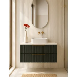 Mueble suspendido Júpiter con tapa solid surface blanca para lavabo sobre encimera, en negro, ambientado en baño