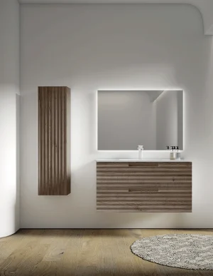 Conjunto mueble suspendido Duna con lavabo de porcelana Marte, en madera, ambientado en baño