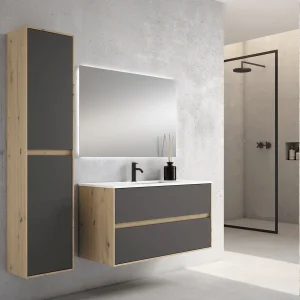 Columna suspendida Mydesign con dos puertas y baldas interiores, ambientado en baño