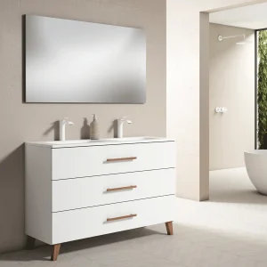 Mueble de baño Fusta con doble lavabo de porcelana, tres cajones y diseño con patas, en blanco, ambientado en baño