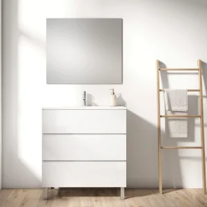 Mueble de baño Esencial con lavabo porcelánico, en blanco, ambientado en baño