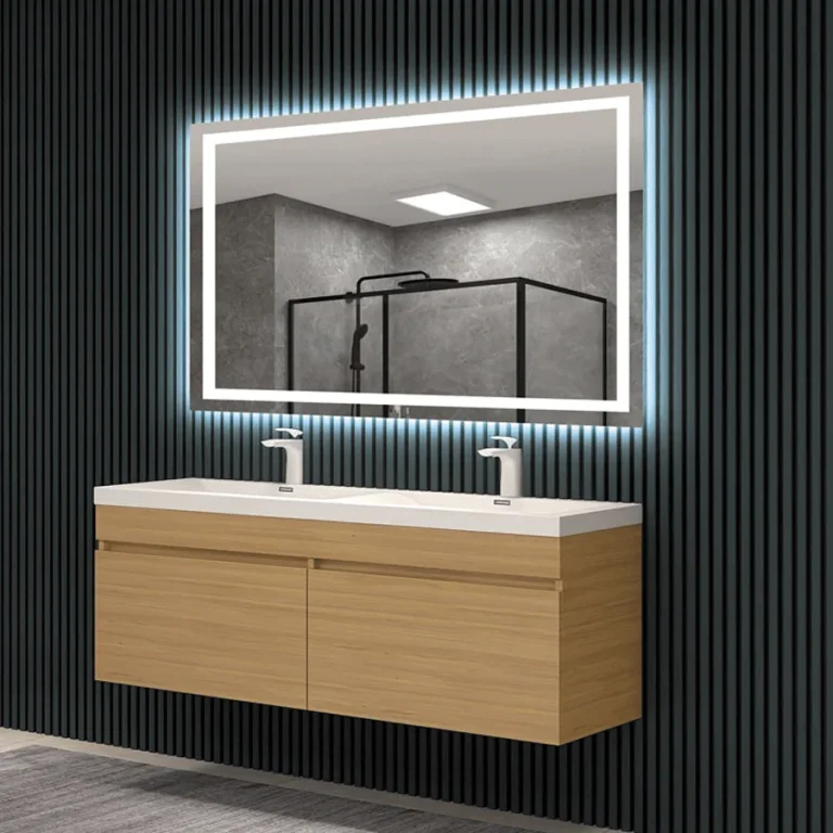 Espejo de baño Holanda cuadrado con luz LED frontal fría y antivaho, sobre mueble de madera con doble lavabo
