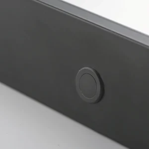 Espejo Ability con luz LED y sistema anti-vaho, detalle del botón táctil