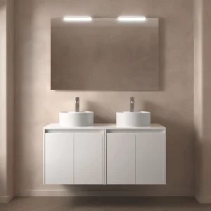 Mueble de baño suspendido Noja con tapa para lavabo sobre encimera, en blanco, ambientado en baño, vista 7
