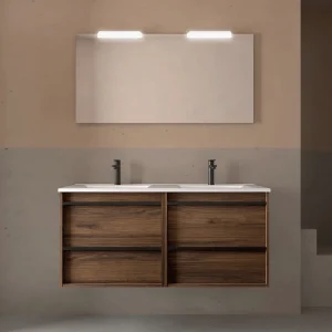Mueble de baño Attila con 4 cajones, doble lavabo porcelánico, en madera oscura, ambientado en baño