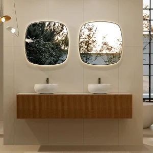 Espejo de baño Catania con luz LED retroiluminada y sensor, ambientado en baño