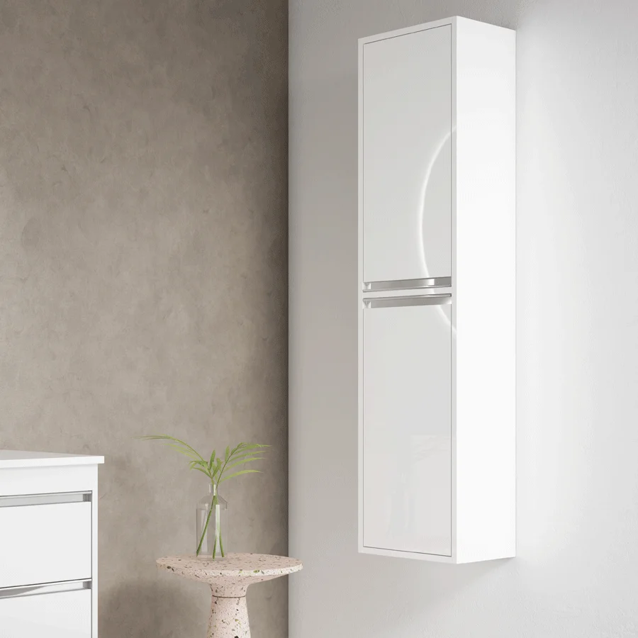 Columna de baño auxiliar suspendida 150 cm – almacenamiento para baño, en blanco, ambientada en baño