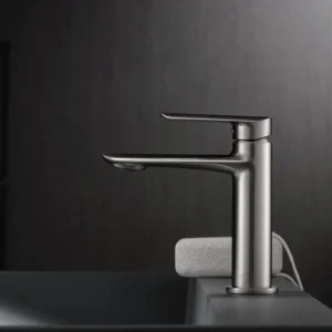Grifo monomando para lavabo Ural IMEX, en cromo, ambientado en baño, vista 9