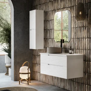 Mueble de baño Paris suspendido con 2 cajones y tapa para lavabo sobre encimera, en blanco, ambientado en baño, vista 10