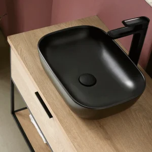 Mueble de baño Estructura suspendido con tapa y lavabo sobre encimera incluido, detalle del lavabo en negro